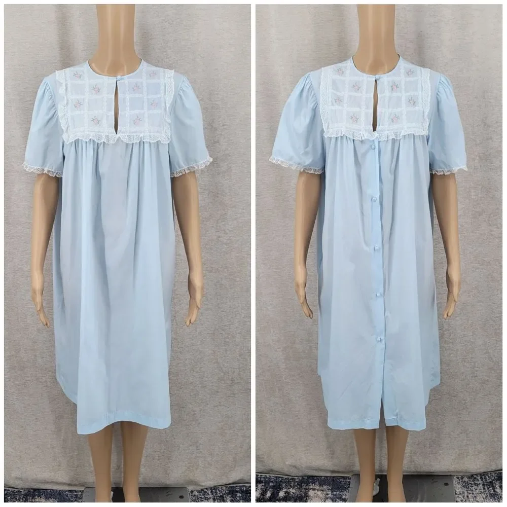Barbizon Vintage Light Blue Nightgown and Peignoir Robe Set Lace Embroidery
